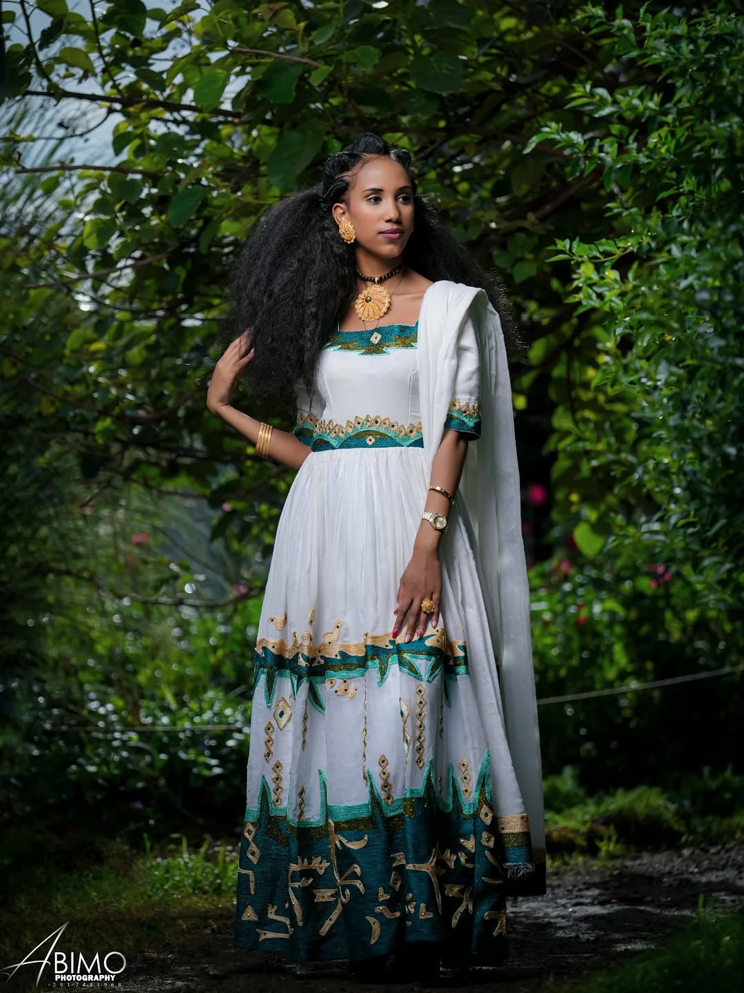 Green Menen Habesha libs: Traditional festive Tibeb Kemis