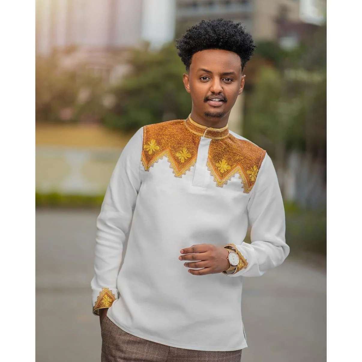 Traditional Habesha Men’s Shirts – Ethiopian & Eritrean Cultural Styles