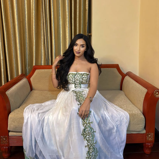 አረንጓዴ የኢትዮጵያ ልብስ | ለሠርግ የሚያምር ሐበሻ ልብስ