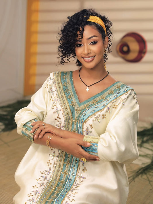 ሰማያዊ ኢትዮጵያዊ ልብስ – ባህላዊ የኮተን ሃበሻ ቀሚስ ለበዓላት