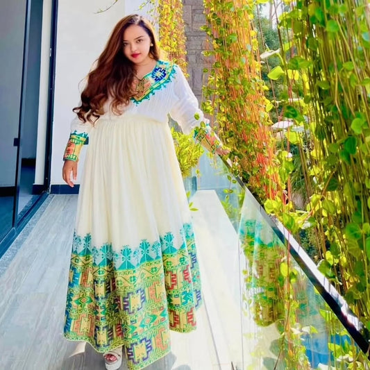 Green Ethiopian Traditional Dress – Graceful Habesha Outfit with Subtle Woven Detailing for Formal Events and Special Occasions