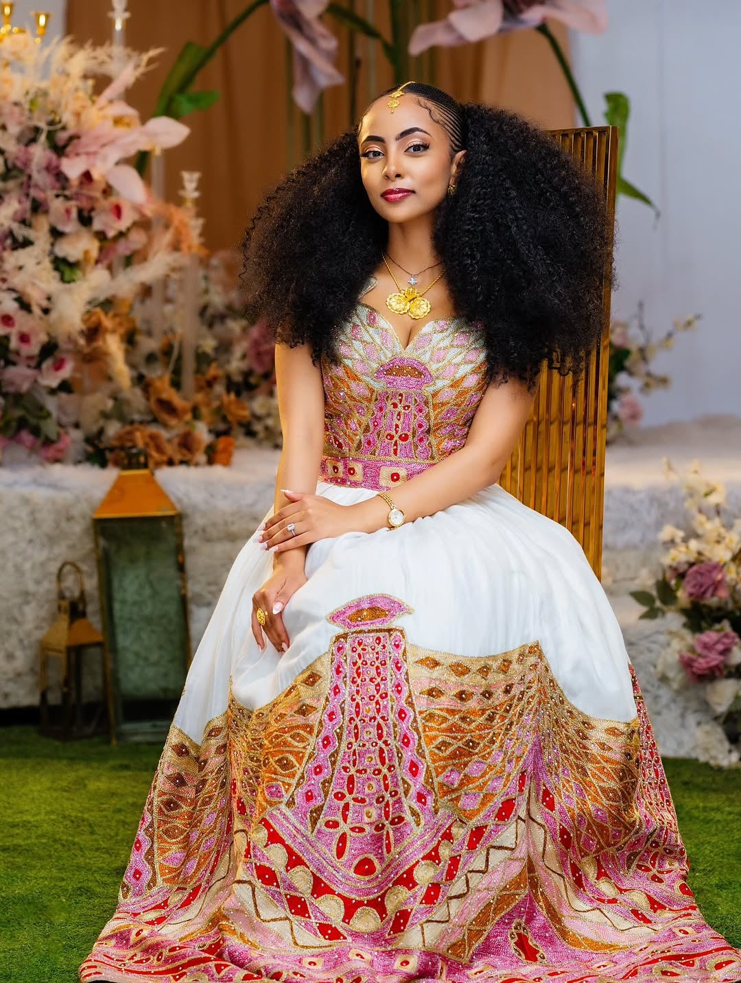ዘመናዊ የሐበሻ ልብስ |  ለሙሽሮች የሚሆን ወርቃማ ሮዝ የሠርግ ሐበሻ ልብስ
