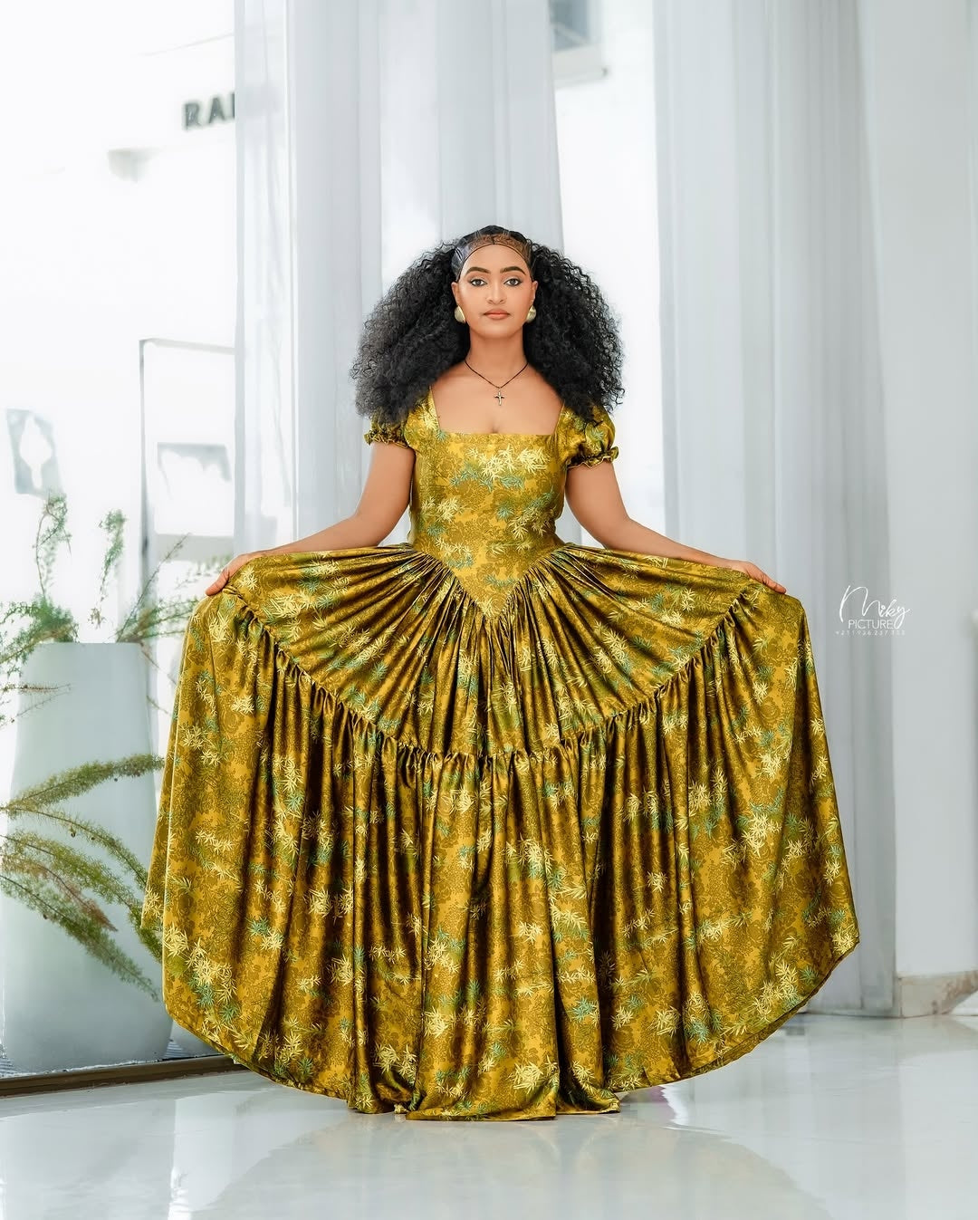 Gold Chiffon Ethiopian Dress – Lightweight Habesha Outfit with Flowing Design for Weddings and Special Occasions