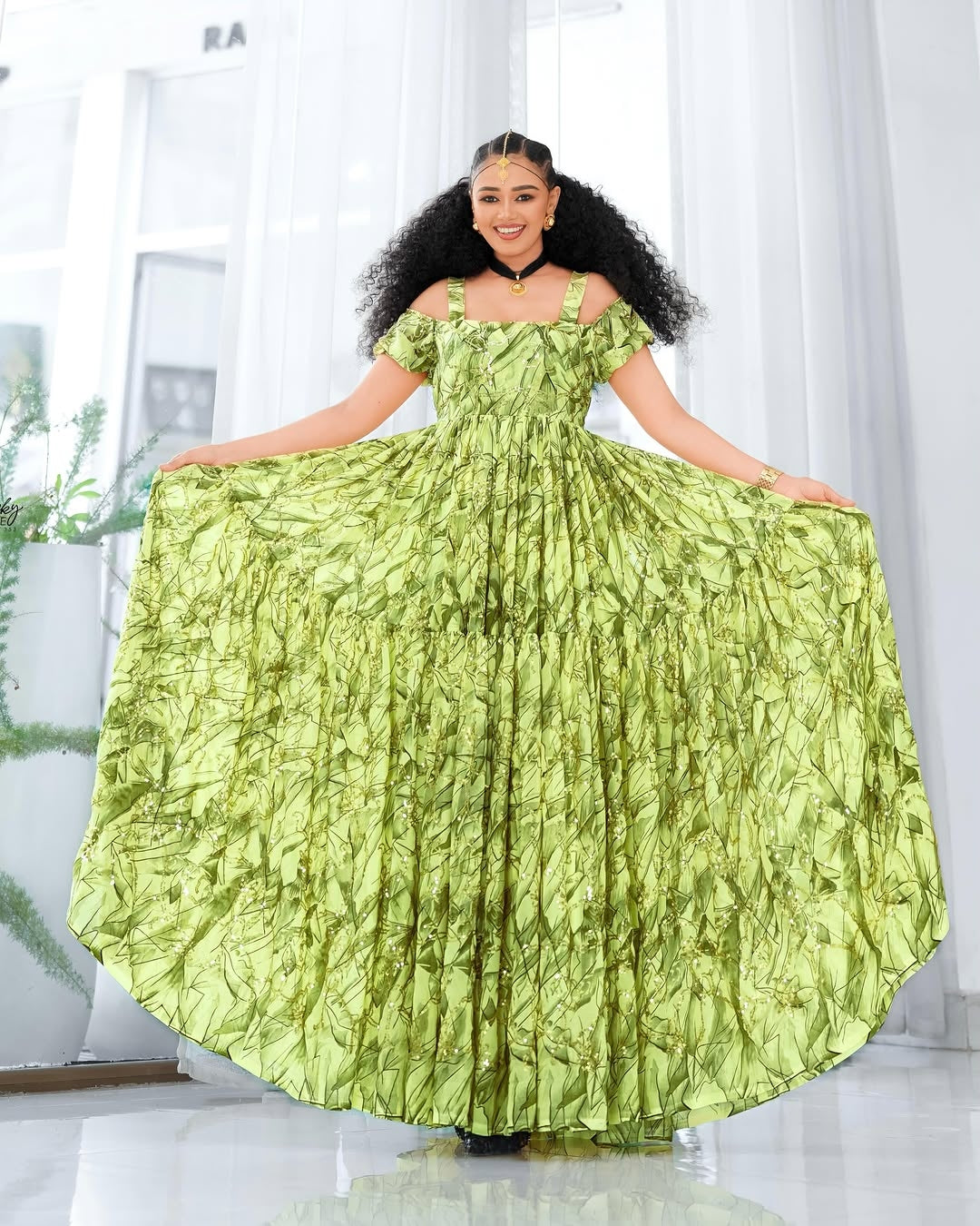 Soft Green Habesha Chiffon Dress with Abstract Pattern – Elegant Ethiopian Dress for Celebrations