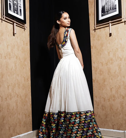 Classic Habesha Kemis – Handwoven Ethiopian Traditional Dress with Detailed Tilf Embroidery Design