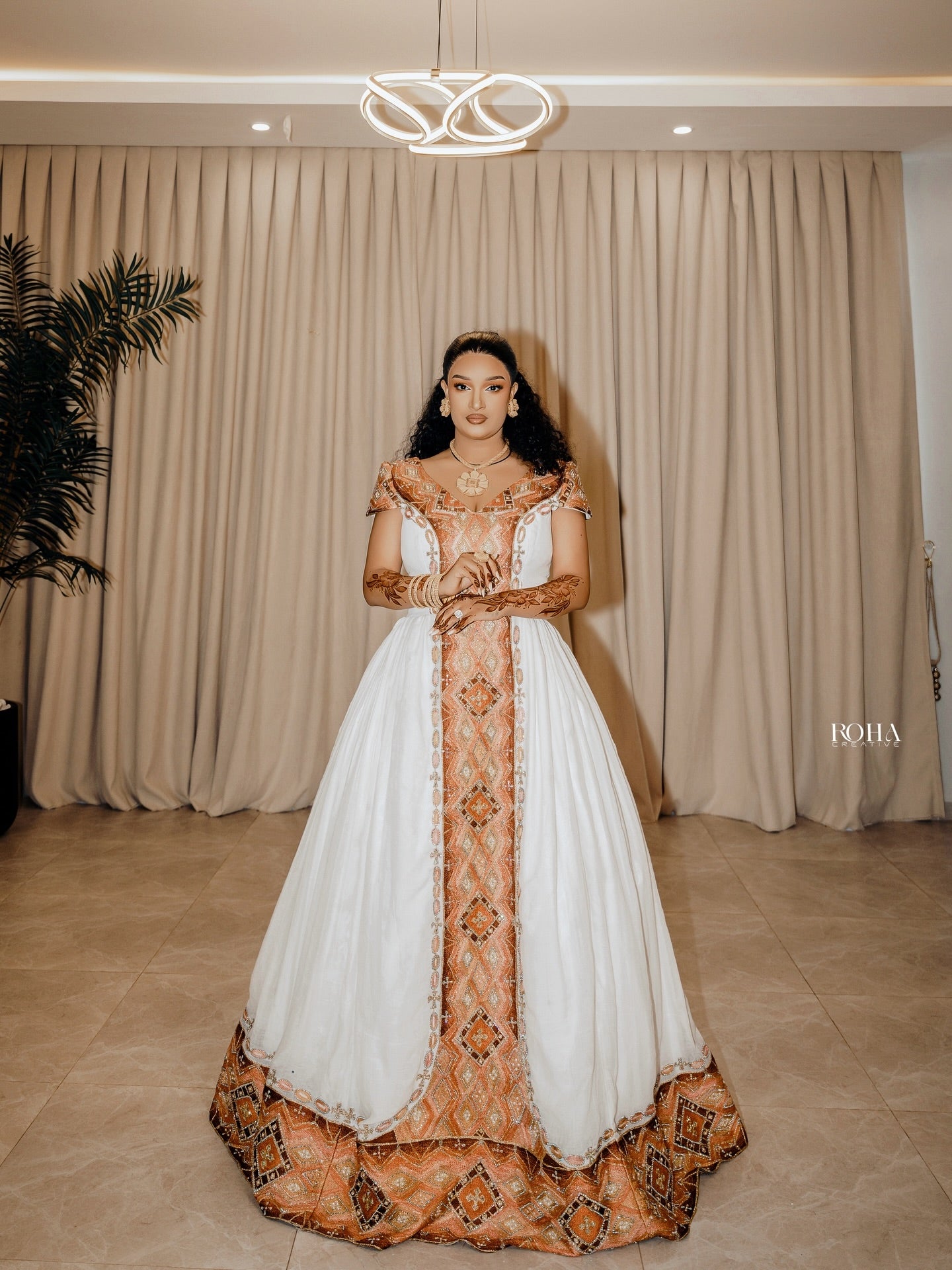 Gold Habesha Dress – Elegant Handwoven Zuria with Geometrical Tilf for Weddings
